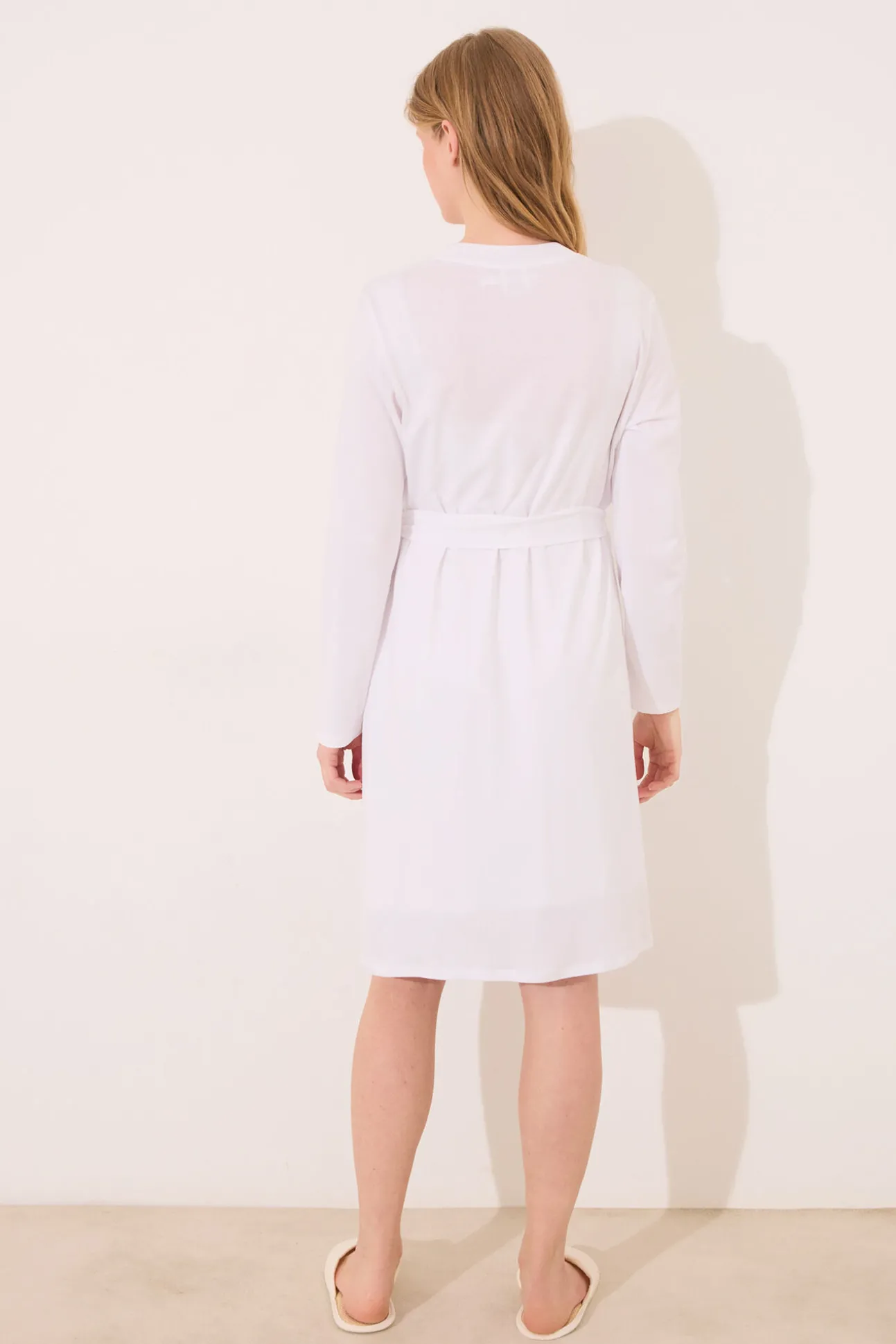 Bata midi "maternity" blanco