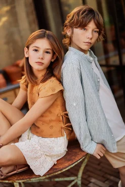 Blusa bordado suizo niña