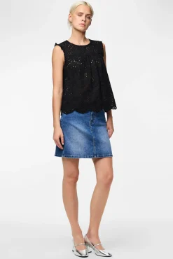 Blusa con detalle