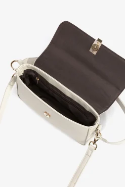 Bolso bandolera con solapa