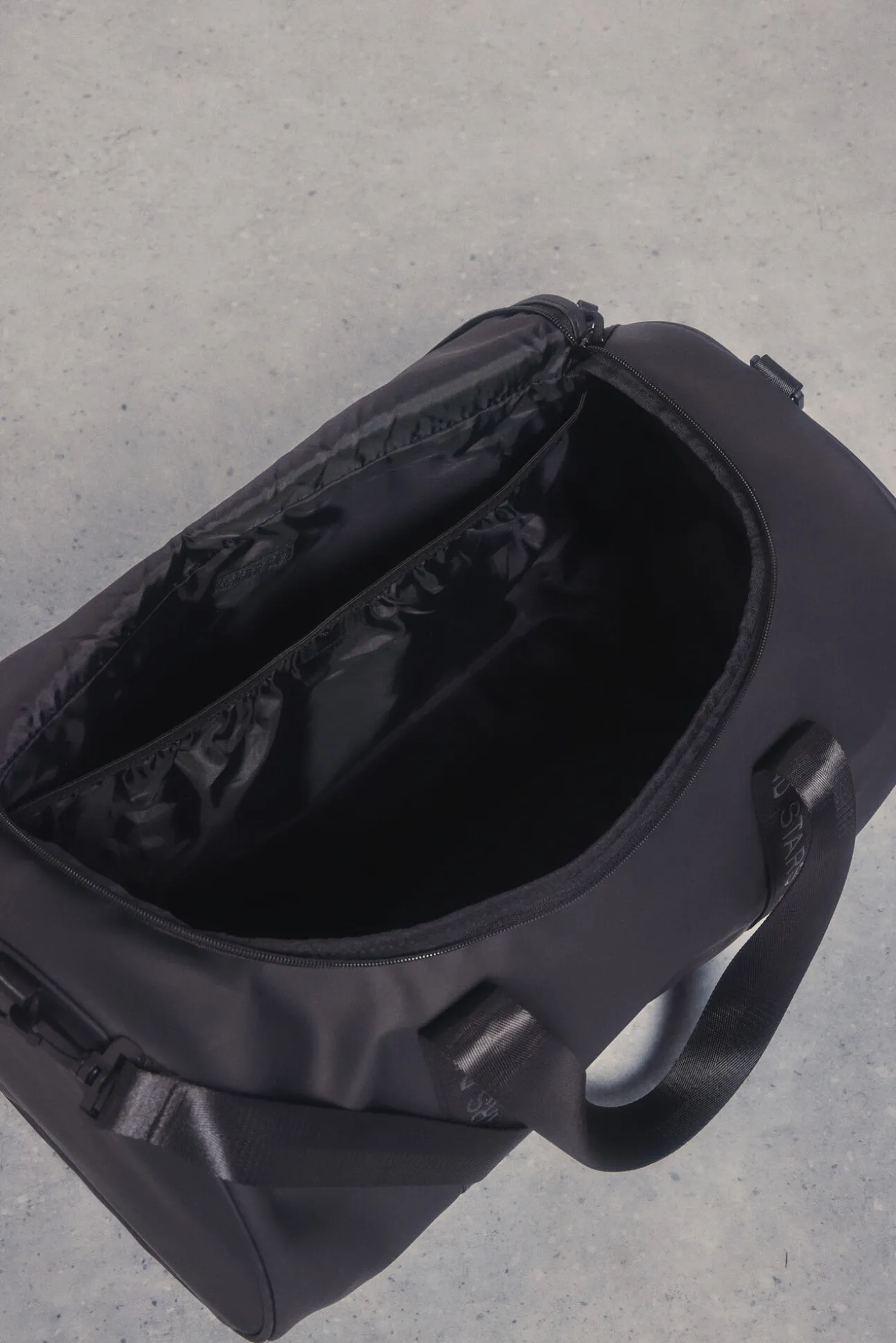 Bolso deporte 'bowling' grande negro