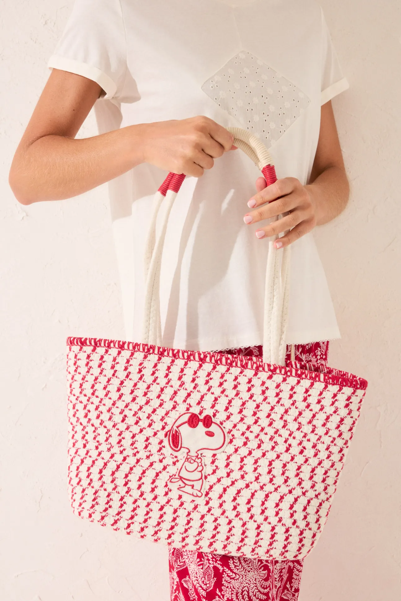 Bolso mediano shoper Snoopy