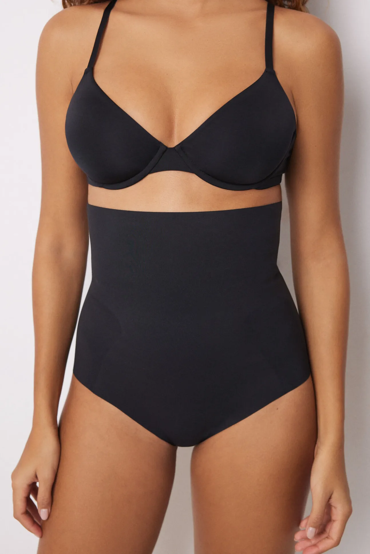 Braga alta reductor y push up negro