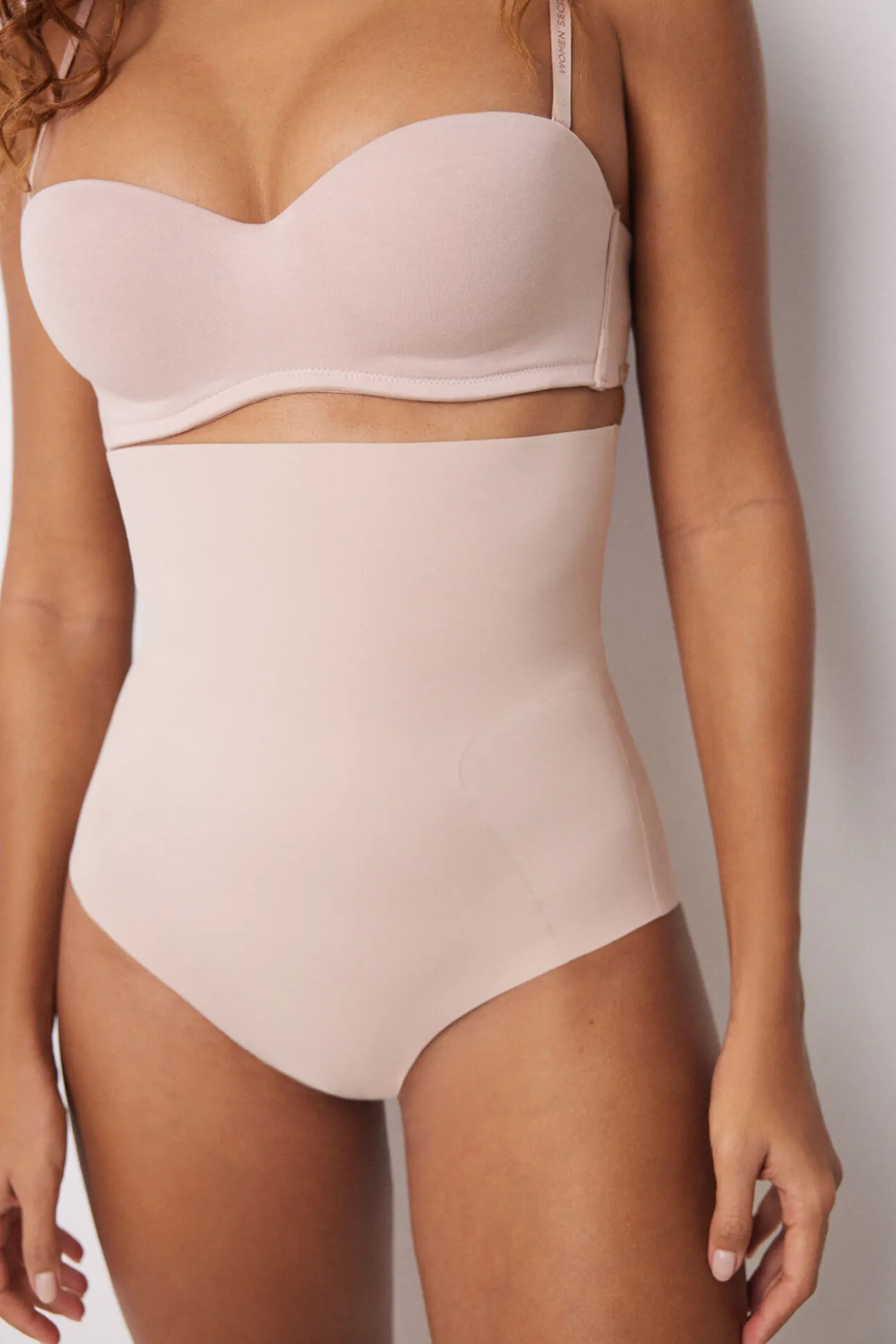 Braga alta reductor y push up nude