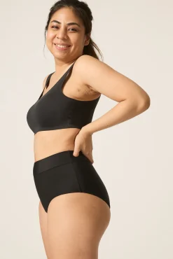 Braga bikini menstrual alta nailon reciclado negra absorción ligera moderada