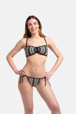 Braga de bikini clásica crochet negro