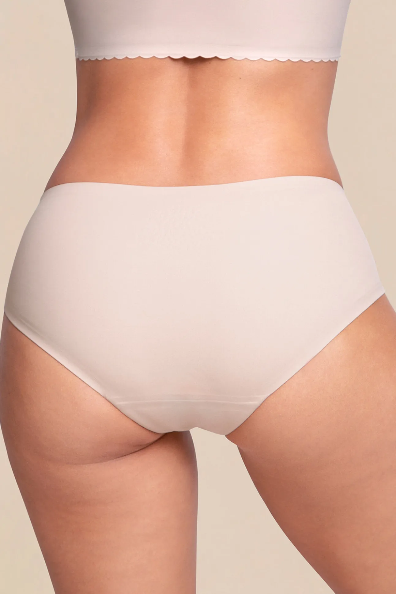 Braga menstrual clásica arena – Absorción media