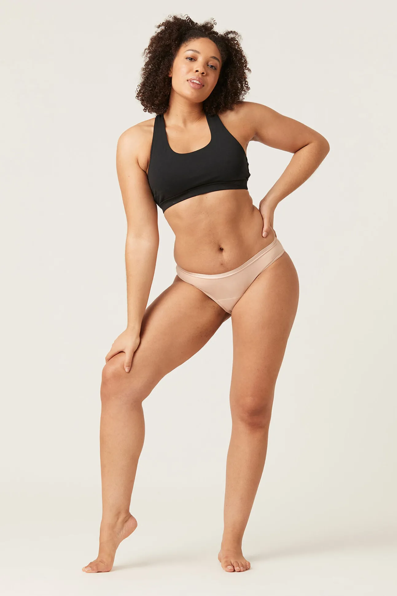 Braga menstrual clásica bambú negra absorción ligera moderada