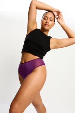 Braga menstrual clásica morado