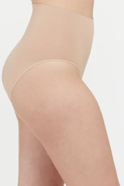 Braga moldeadora de talle alto nylon reciclado