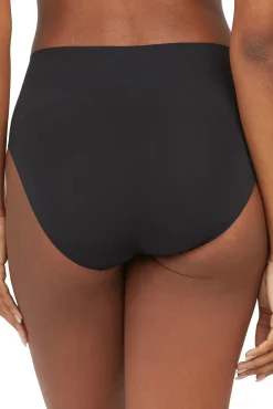 Braguita moldeadora invisible negra Spanx