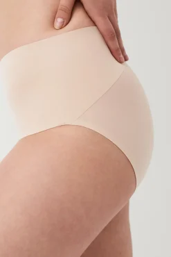 Braguita moldeadora invisible café au lait SPANX