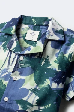 Camisa flores niño