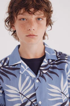 Camisa palmeras niño