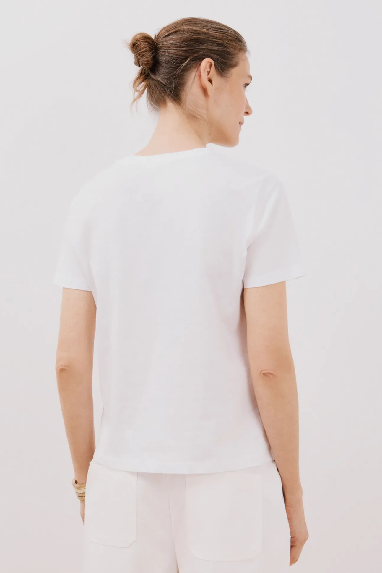 Camiseta bordada