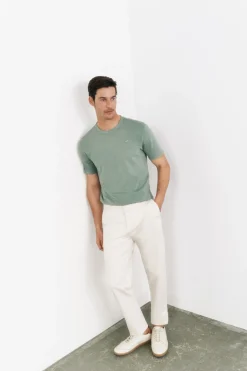 Camiseta básica con bordado avión OOTO