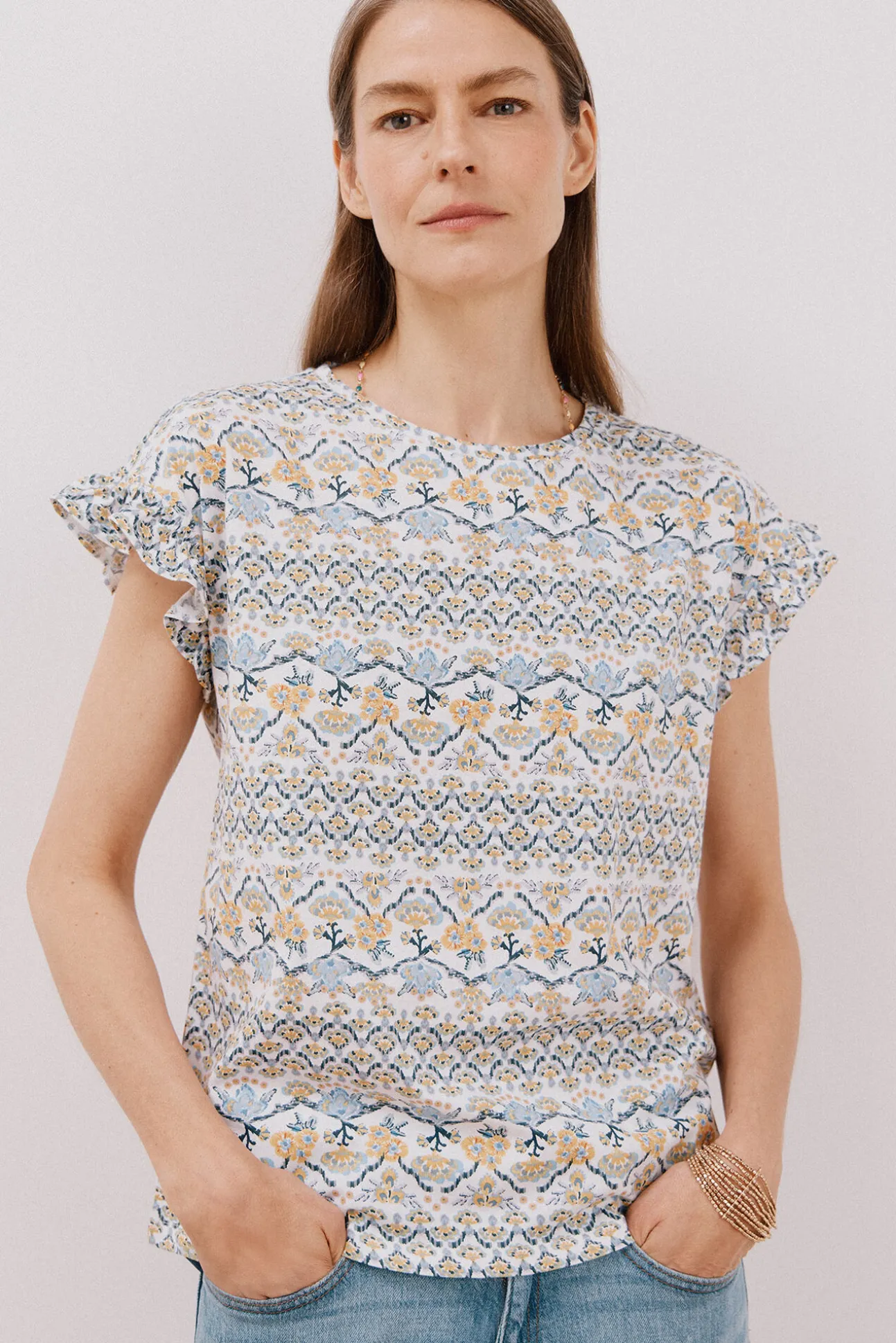 Camiseta básica volante
