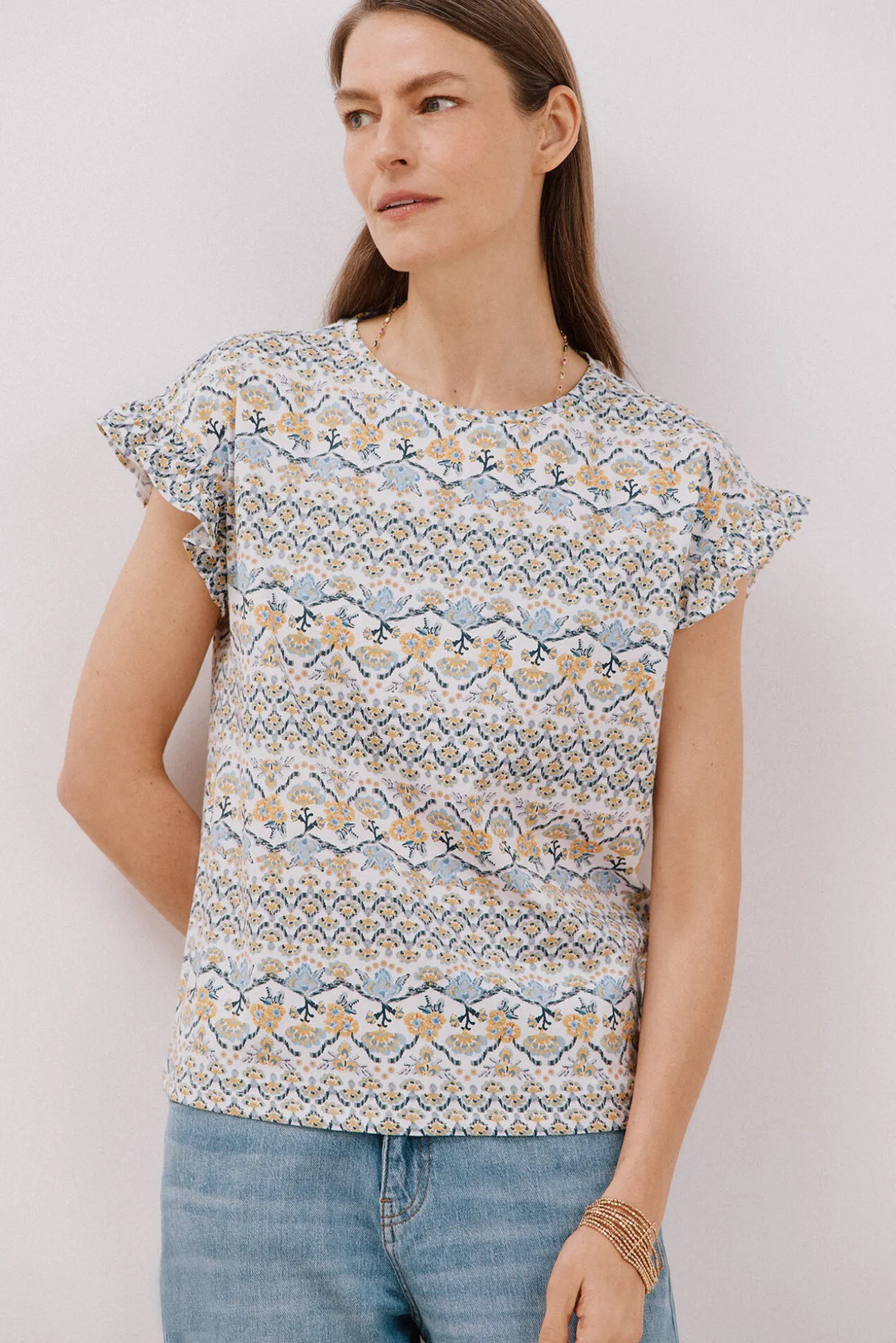 Camiseta básica volante