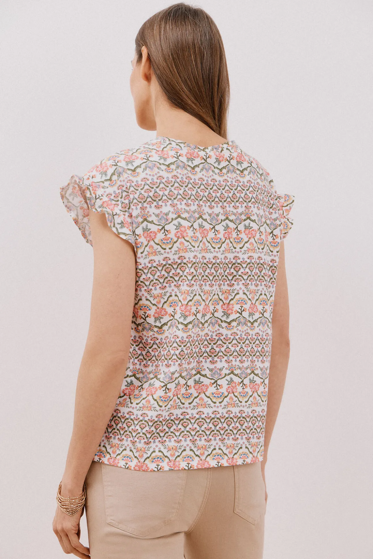 Camiseta básica volante