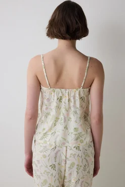 Camiseta de pijama tirantes flores