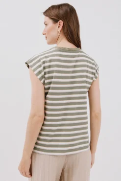 Camiseta escote pico