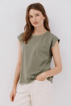 Camiseta escote pico