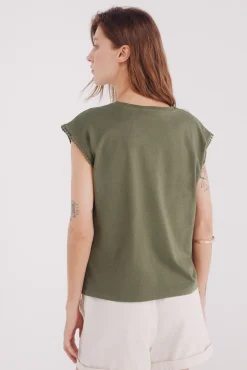 Camiseta gráfica étnica