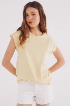 Camiseta hombros crochet