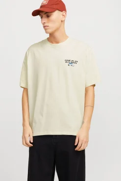 Camiseta loose fit manga corta