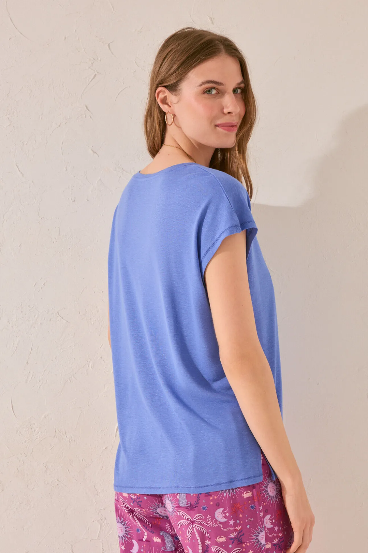 Camiseta manga corta azul claro