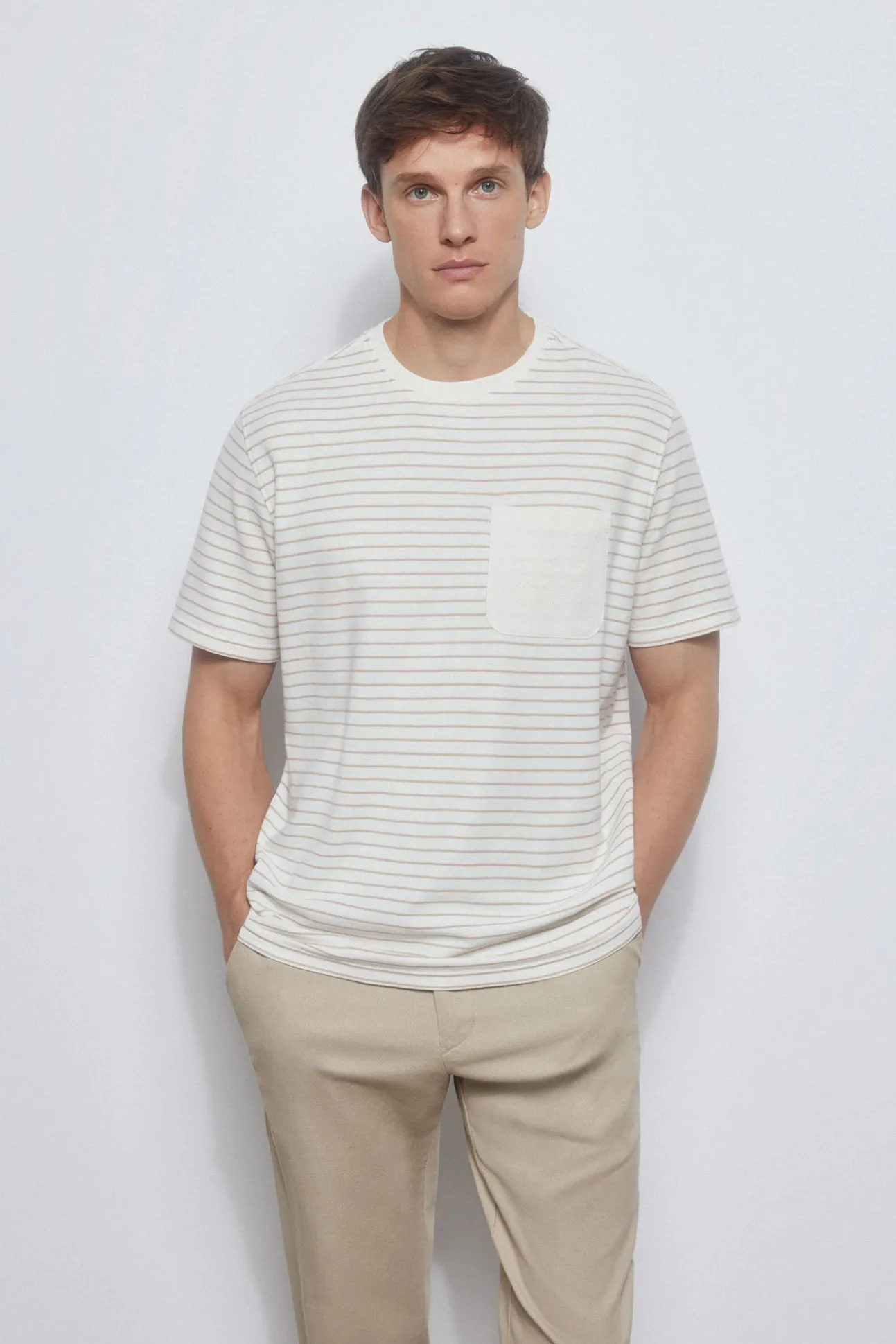 Camiseta piqué rayas con bolsillo