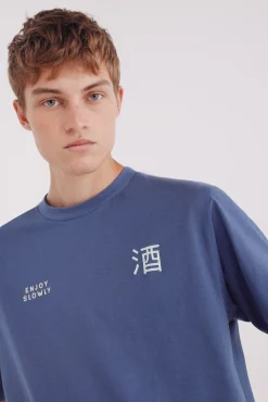 Camiseta sake
