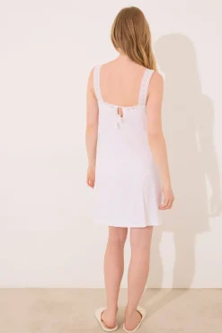 Camisón corto
