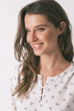 Camisón manga larga 100% algodón flores marfil