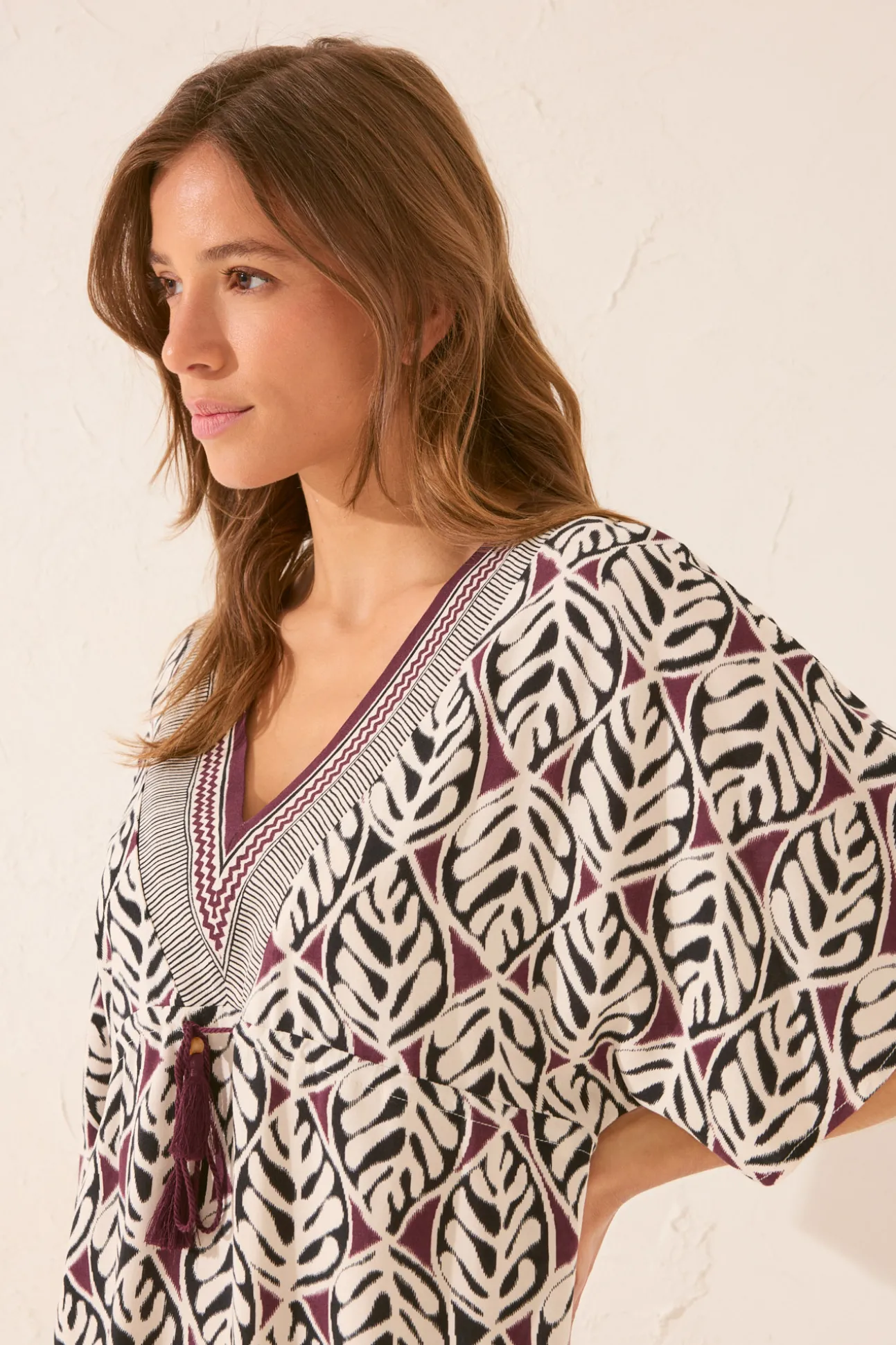 Camisola midi estampado hojas