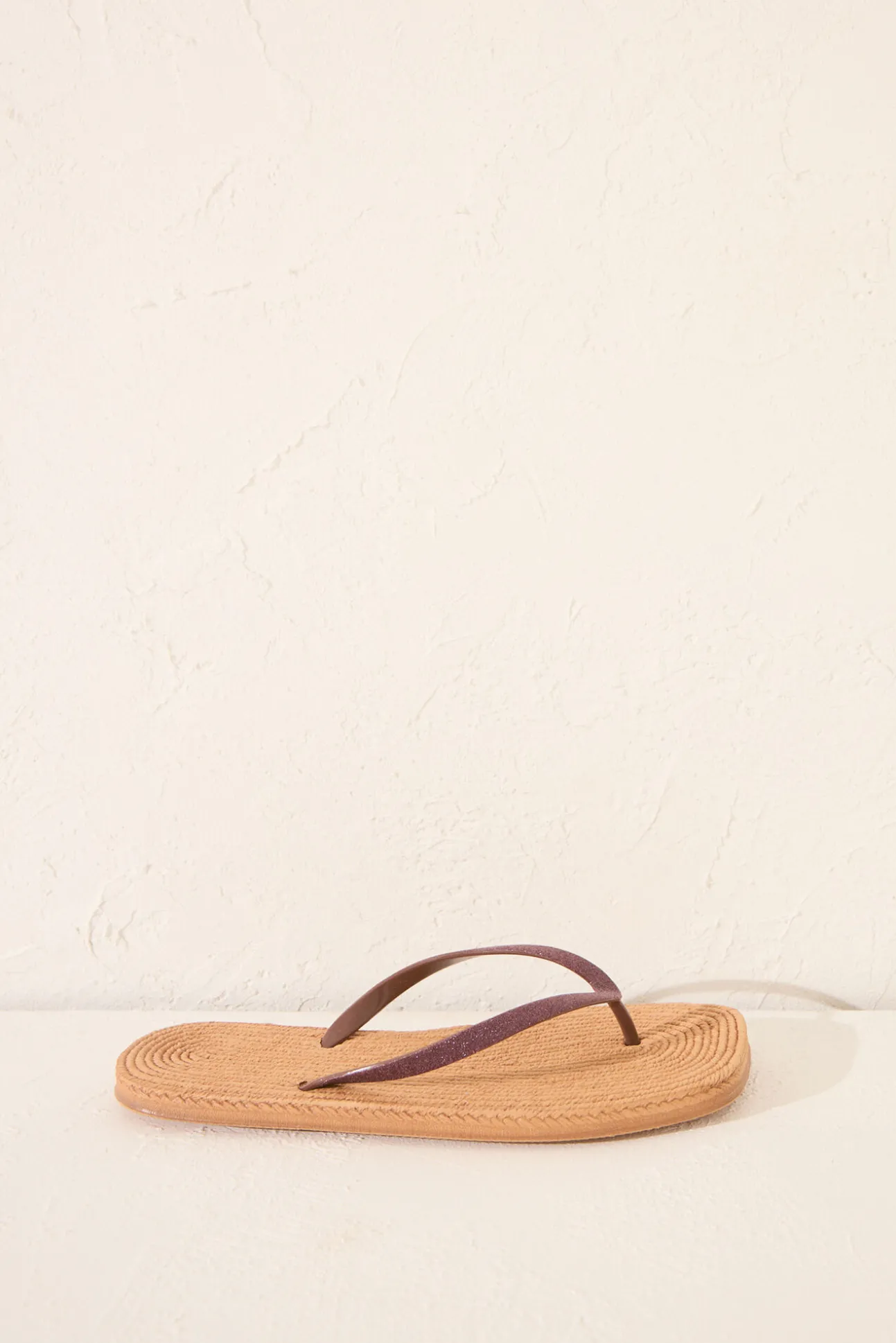 Chanclas suela efecto cuerda