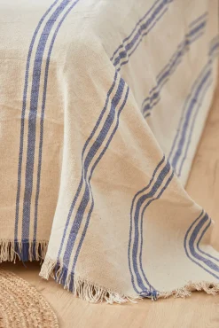 Colcha con raya tejida azul Bari