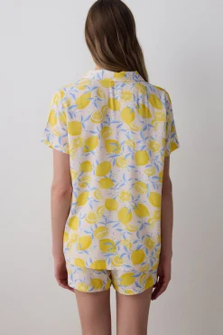 Conjunto de pijama corto limones