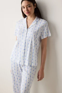 Conjunto de pijama largo camisero flores y rayas