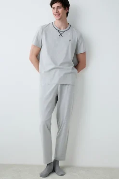 Conjunto de pijama largo gris
