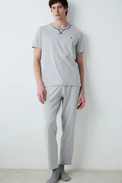 Conjunto de pijama largo gris