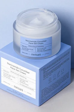 Crema hidratante facial con textura de gel