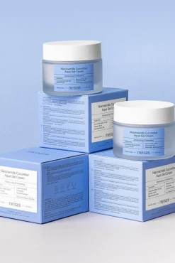 Crema hidratante facial con textura de gel