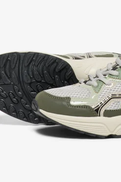 Deportivas cordones diseño