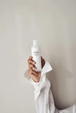 Desmaquillante micelar 195 ml.