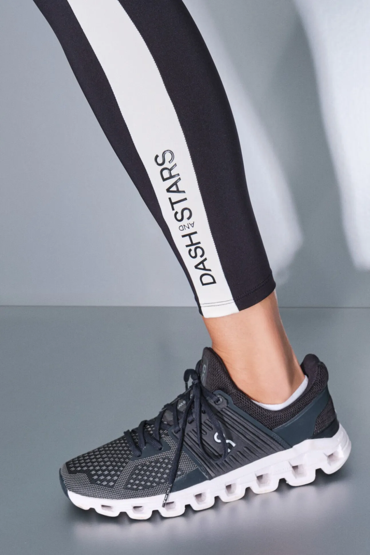 Leggings 4D STRETCH tobillero negro y blanco
