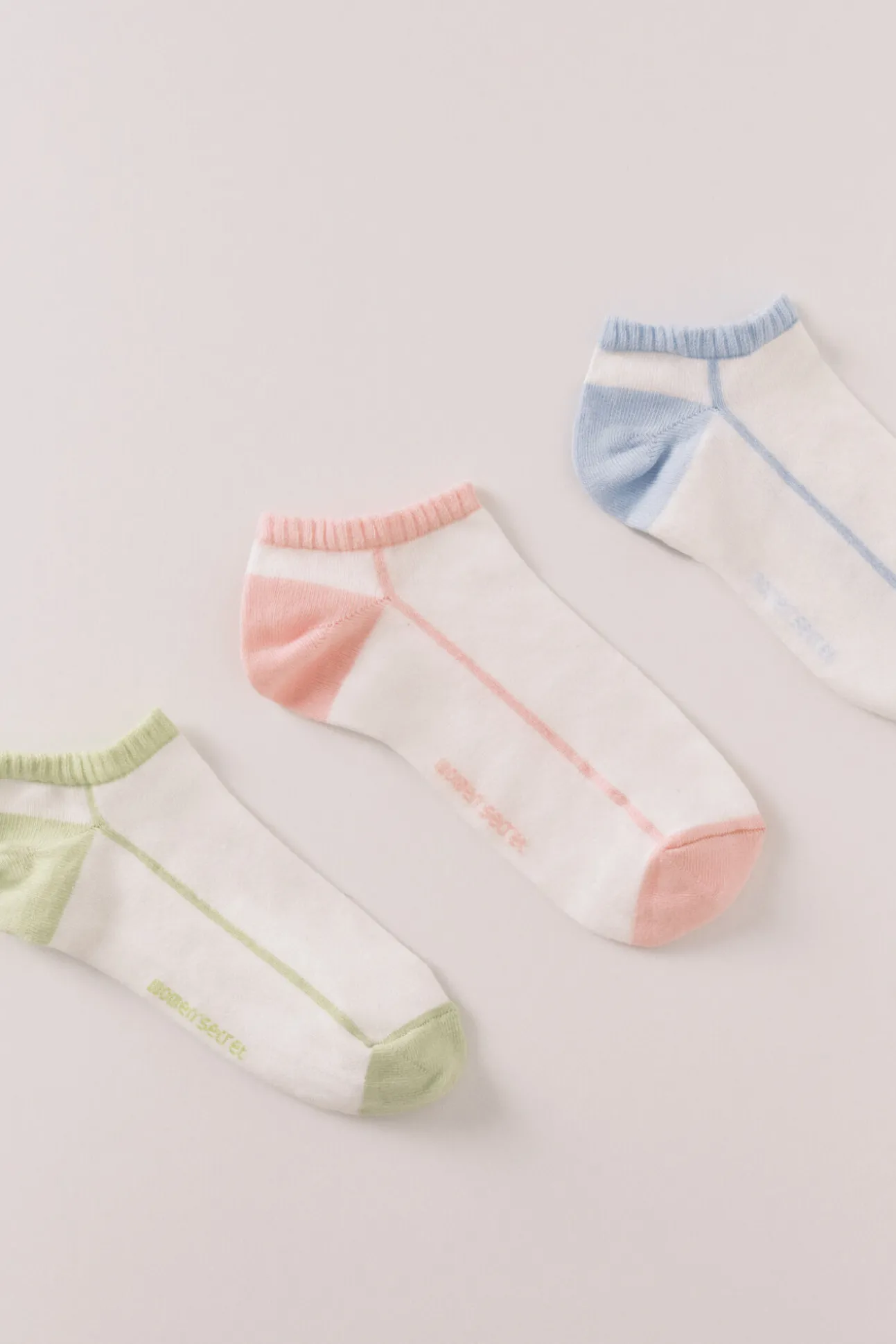 Pack 3 calcetines cortos lisos