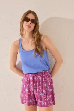 Pantalón corto estampado morado