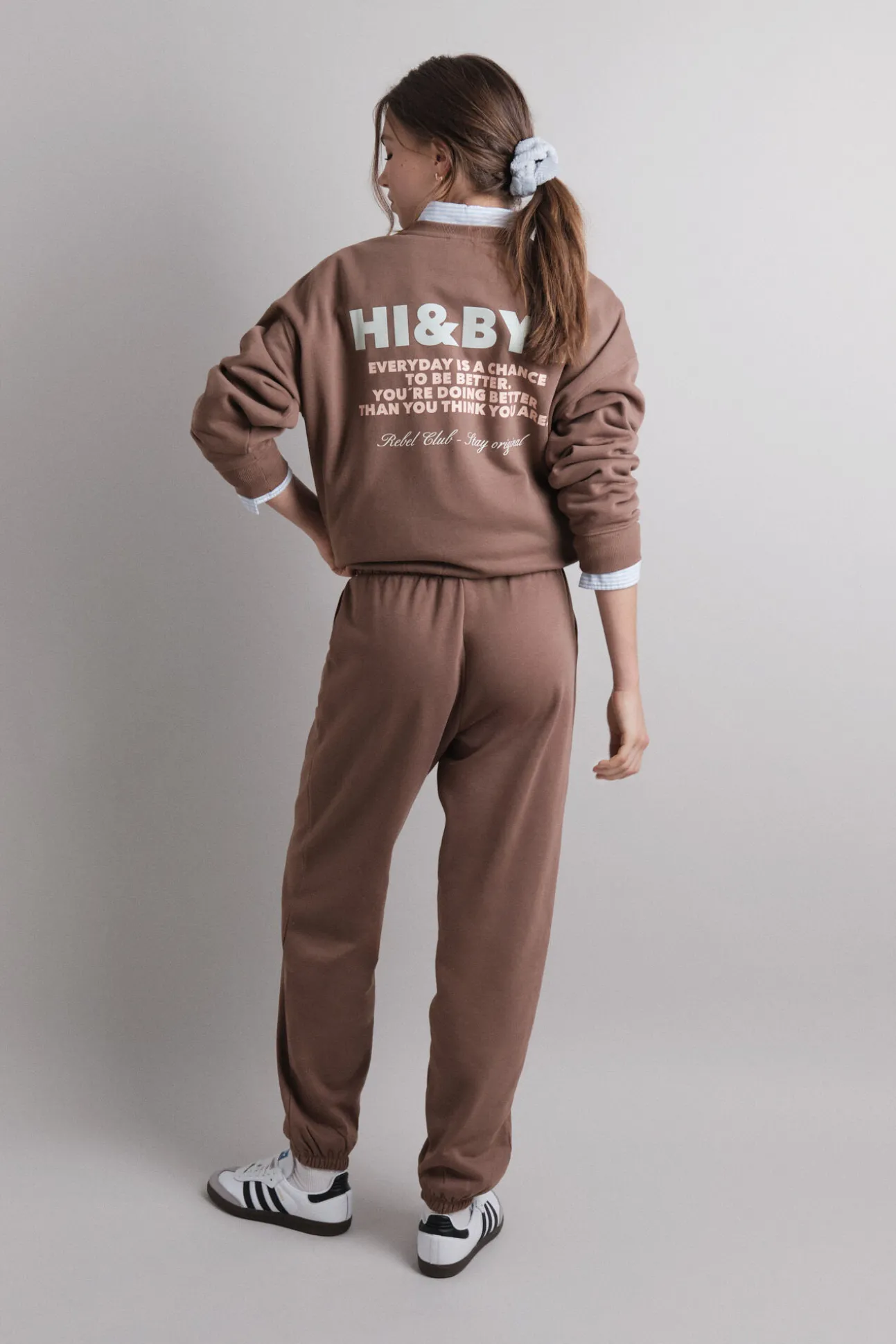 Pantalón jogger felpa algodón marrón