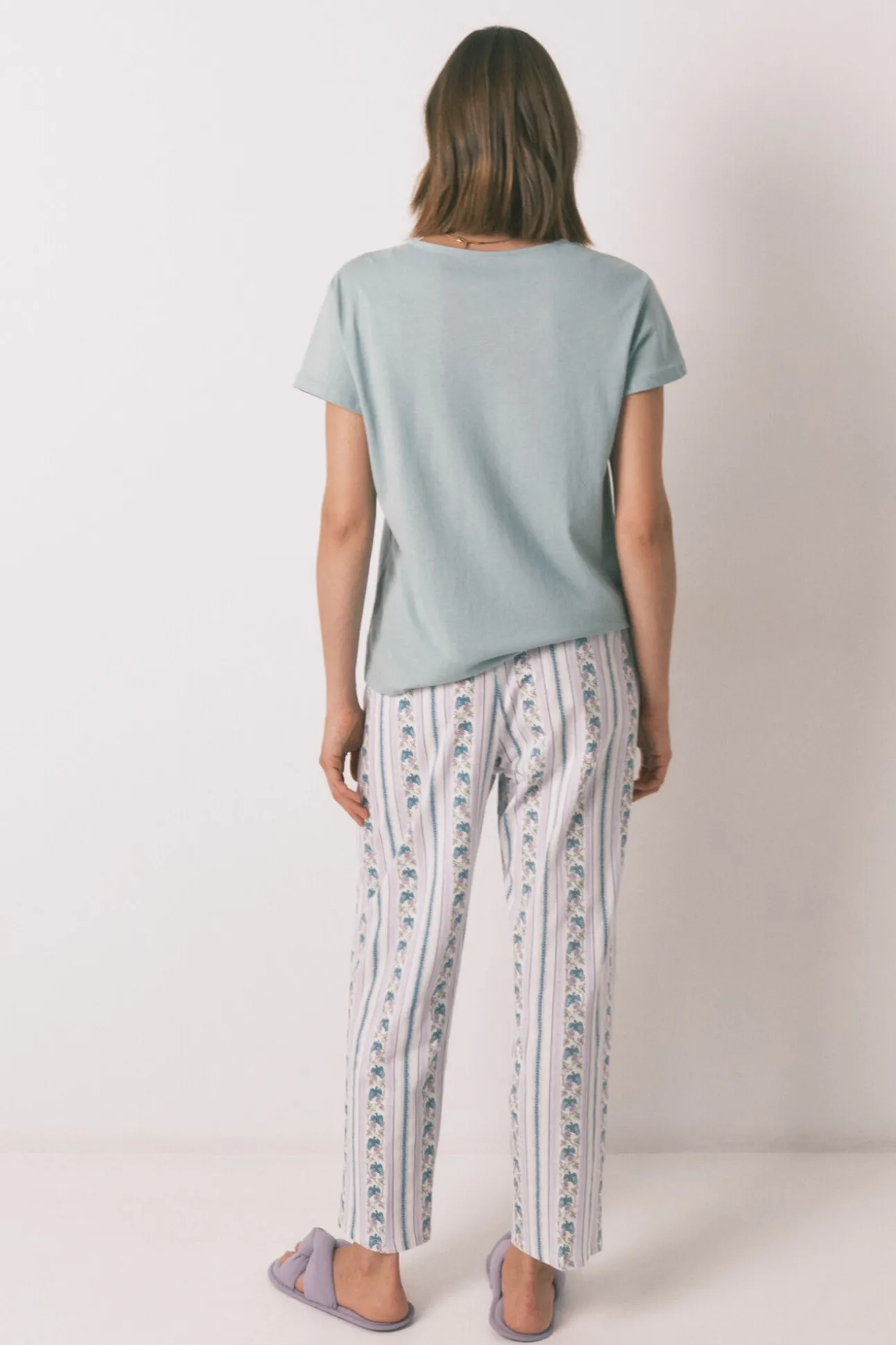 Pantalón largo carrot 100% algodón cenefas